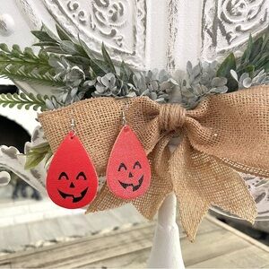 Halloween Faux Leather Teardrop Dangle Earrings Jack-o-Lantern Pumpkins